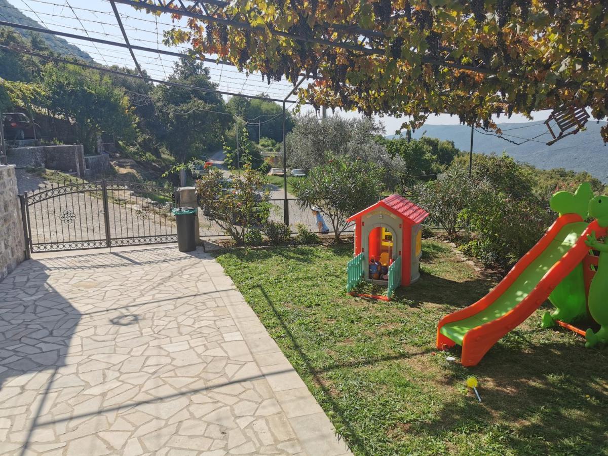 Vila Nikola Bratešići Exteriör bild