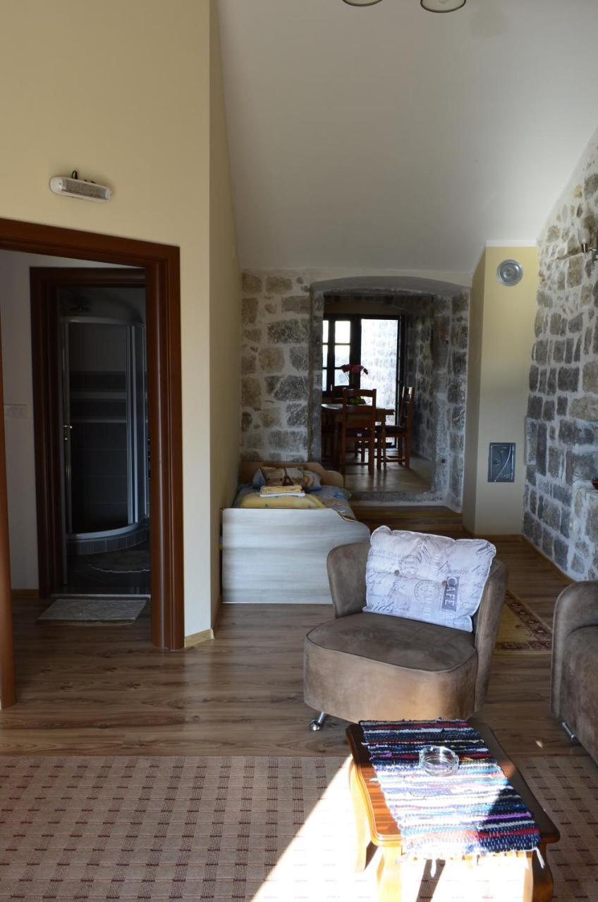 Vila Nikola Bratešići Exteriör bild