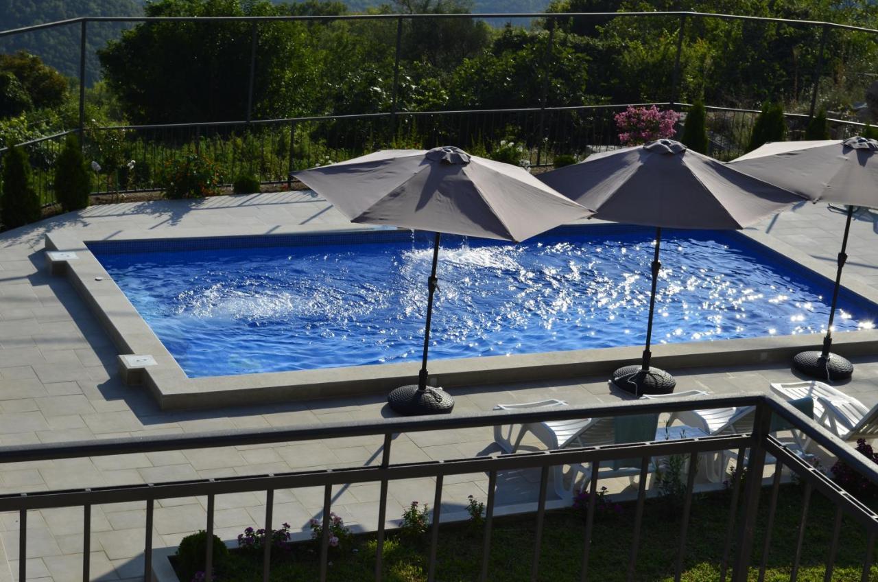 Vila Nikola Bratešići Exteriör bild