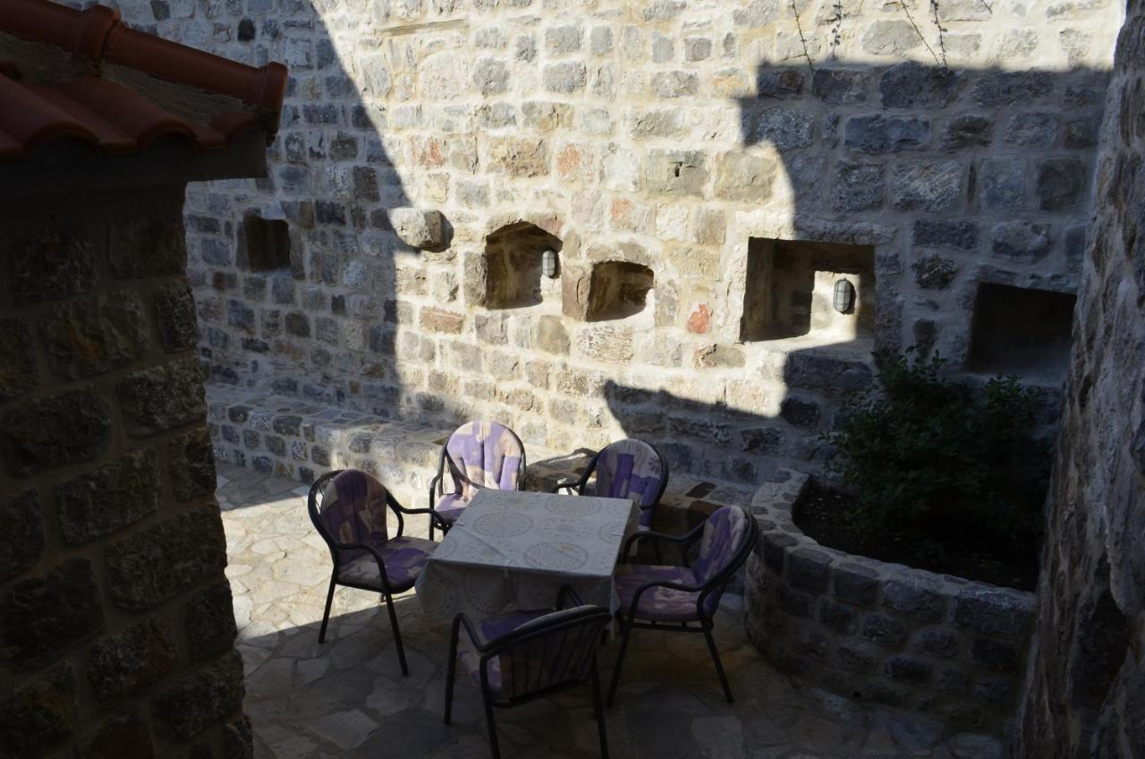 Vila Nikola Bratešići Exteriör bild