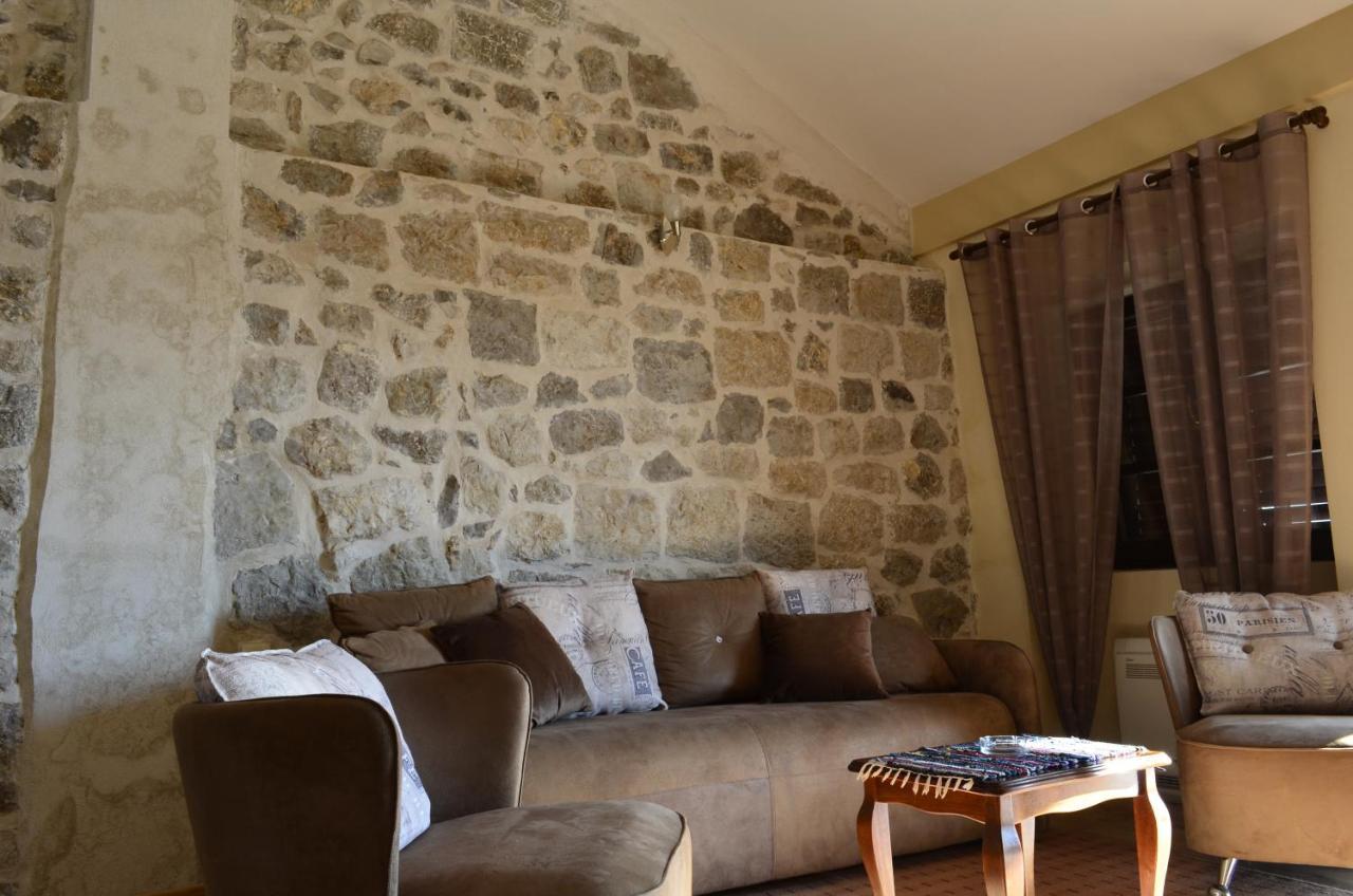Vila Nikola Bratešići Exteriör bild