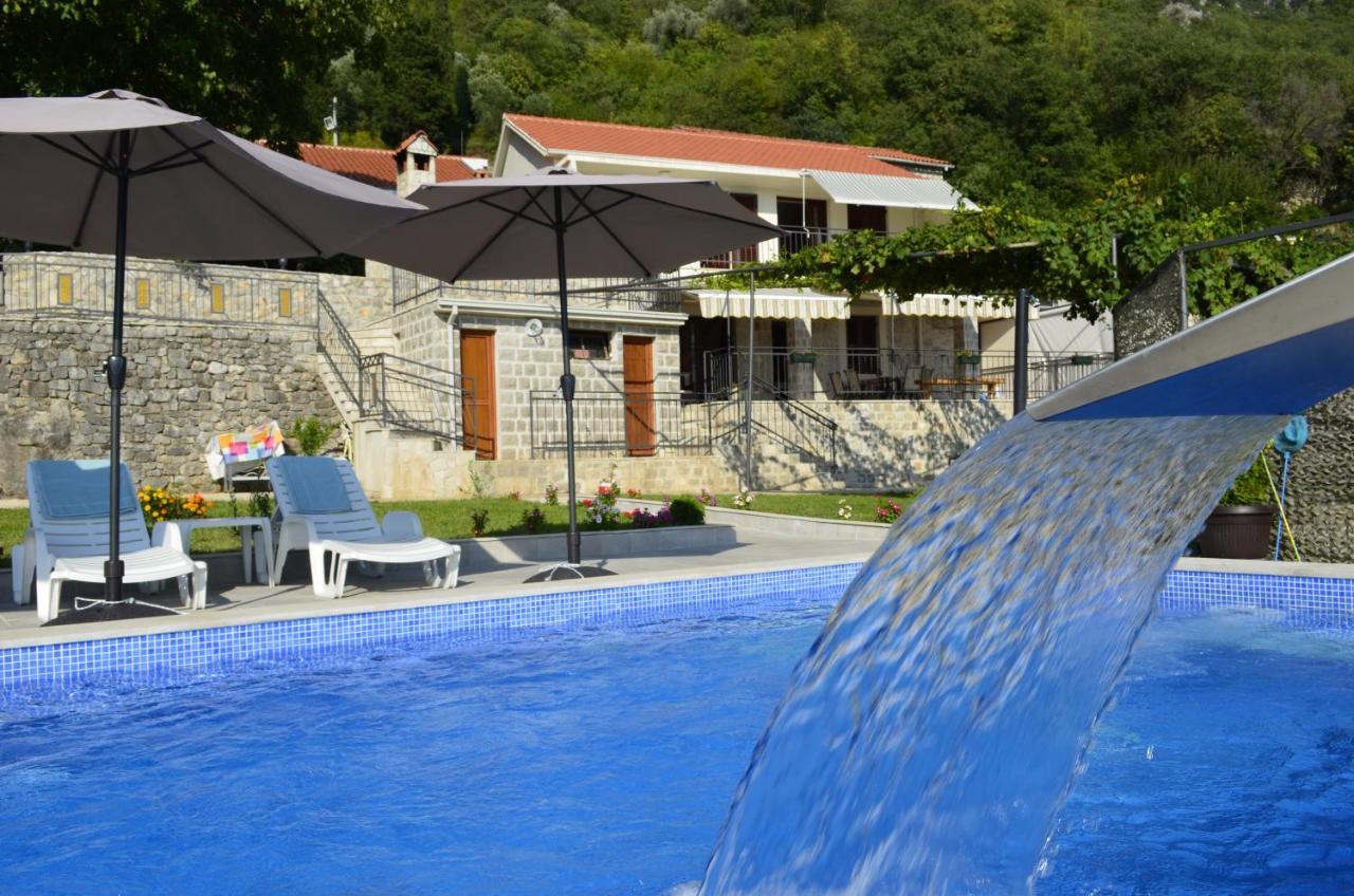Vila Nikola Bratešići Exteriör bild