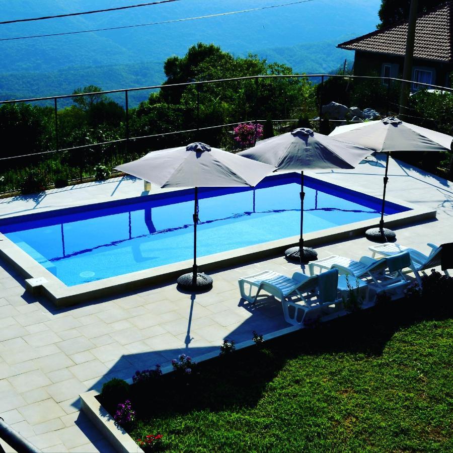 Vila Nikola Bratešići Exteriör bild