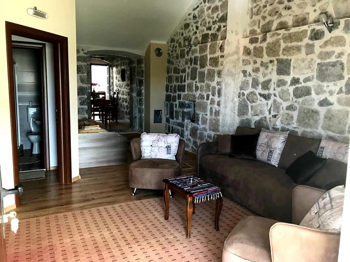 Vila Nikola Bratešići Exteriör bild